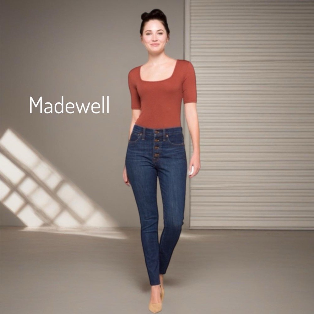 Madewell • 10” High Rise Skinny Button Front Jean • Size 31